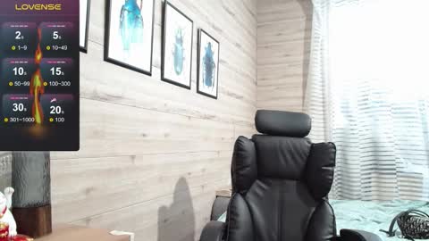 Anna  online show from 09.26.25