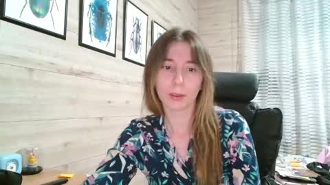 Snapshot of wow_porno_ chatting on 04.29.26 Anna online show from 04.29.26