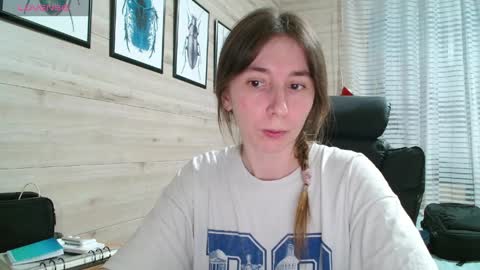 Snapshot of wow_porno_ chatting on 05.31.26 Anna online show from 05.31.26