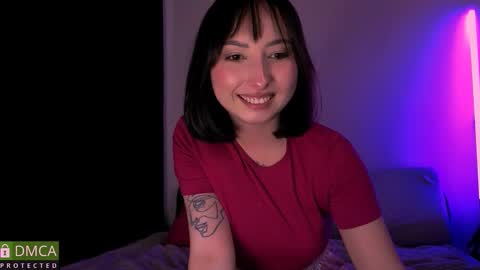 Snapshot of wow_sue chatting on 10.08.25 Sue online show from 10.08.25