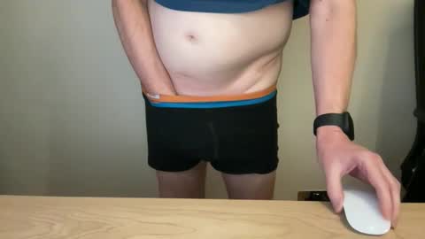 Snapshot of wowandbig chatting on 12.21.25 wowandbig online show from 12.21.25