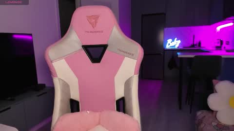 Emi online show from 09.28.25