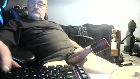 wowsers2022 online show from 11.27.25