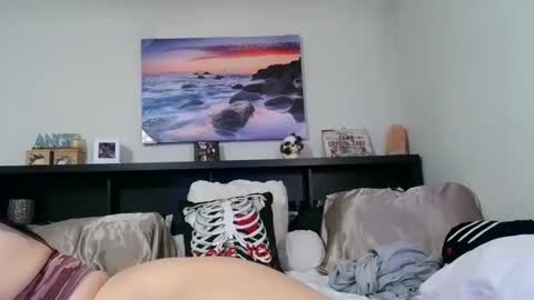 Crystal Lake online show from 09.18.25