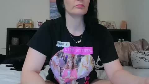 Crystal Lake online show from 10.11.25