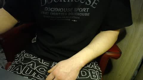 Snapshot of wrix chatting on 01.22.25 wrix online show from 01.22.25