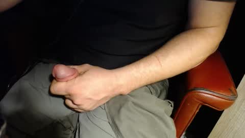 Snapshot of wrix chatting on 10.03.25 wrix online show from 10.03.25