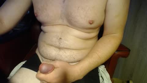 Snapshot of wrix chatting on 10.05.25 wrix online show from 10.05.25