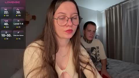 Snapshot of wwow_meow chatting on 10.04.25 Eric and Christine 3 online show from 10.04.25