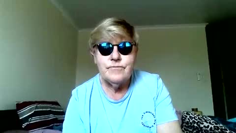 wwwwio online show from 06.08.26