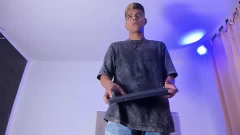 wyatt online show from 09.20.25