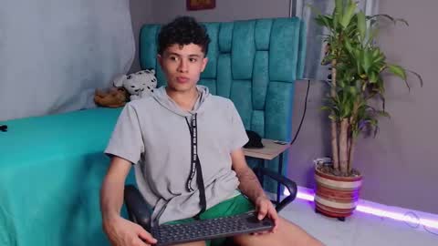 wyatt online show from 01.22.25