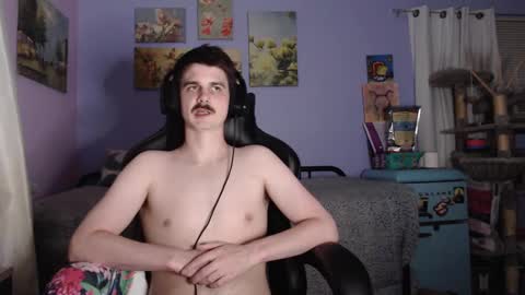 Wyatt online show from 10.04.25