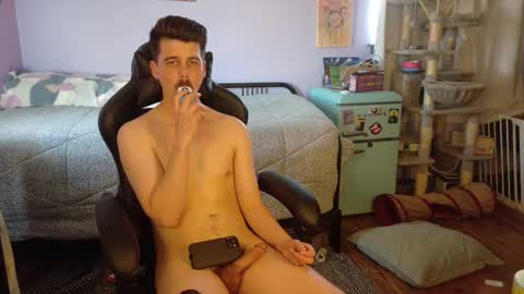 Wyatt online show from 12.13.25