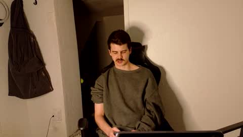 Wyatt online show from 03.05.26