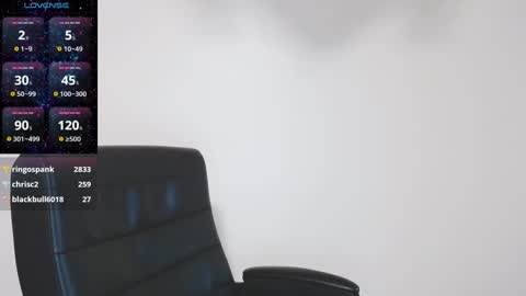 Snapshot of wynfreya chatting on 09.20.25 Wyn online show from 09.20.25