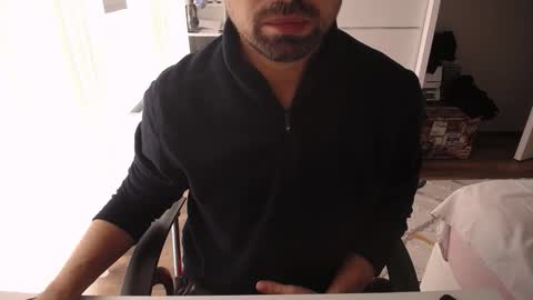 Mr. Lonely online show from 10.15.25