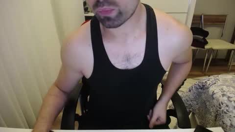 Snapshot of x_____0_____x chatting on 01.18.26 Mr. Lonely online show from 01.18.26