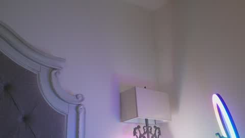 Snapshot of x_dreamgirl_x chatting on 01.31.25 Mariah  online show from 01.31.25