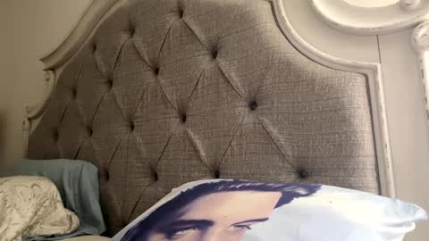 Snapshot of x_dreamgirl_x chatting on 09.12.25 Mariah  online show from 09.12.25