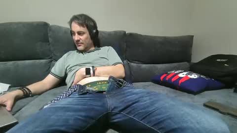 Snapshot of xalegarmax chatting on 01.12.25 xalegarmax online show from 01.12.25