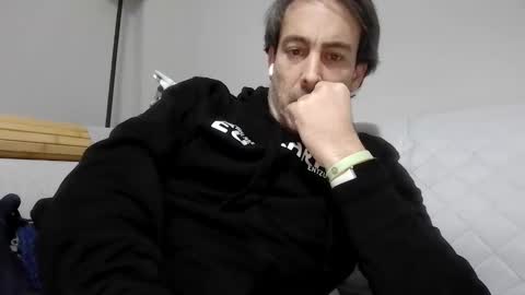 Snapshot of xalegarmax chatting on 10.30.25 xalegarmax online show from 10.30.25