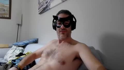 Snapshot of xalegarmax chatting on 11.04.25 xalegarmax online show from 11.04.25