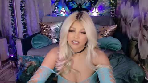 Snapshot of xalexax chatting on 02.17.25 sooo hey im Sperm Mystik from Fuckistan i want you full my all holes bcs i have penis fever online show from 02.17.25