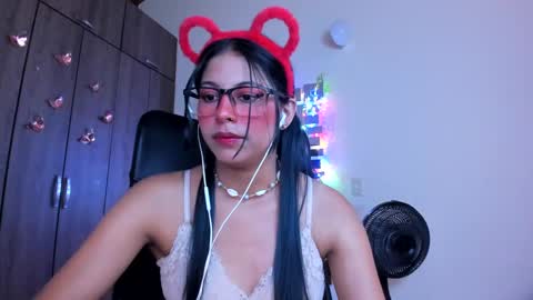 XALLYSONX online show from 01.05.25