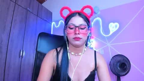 XALLYSONX online show from 01.14.25