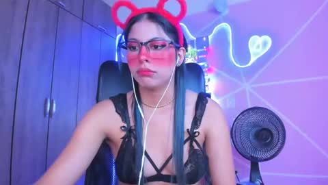XALLYSONX online show from 02.05.25