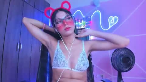XALLYSONX online show from 02.07.25