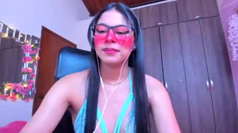 XALLYSONX online show from 09.15.25