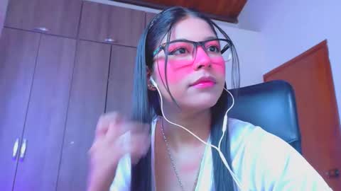 XALLYSONX online show from 06.05.26