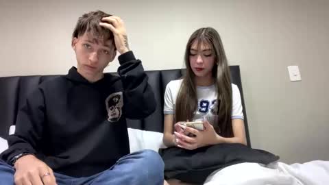 Snapshot of xamyu chatting on 12.30.24 Xam online show from 12.30.24