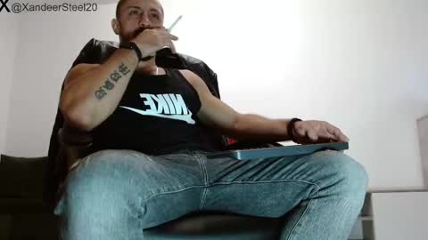 Snapshot of xandeer_steel chatting on 09.30.25 Master Xandeer online show from 09.30.25