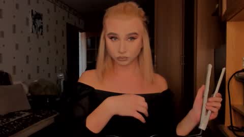 Snapshot of xander_novak chatting on 02.18.26 xander_novak online show from 02.18.26