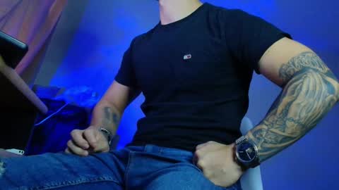 Snapshot of xandercagex chatting on 10.16.25 XanderCageX online show from 10.16.25