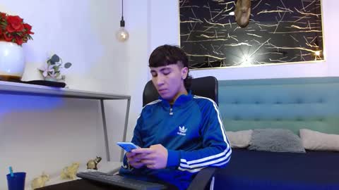 xandergrey8 online show from 01.17.26