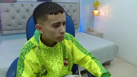 xavii_18_ online show from 02.08.25