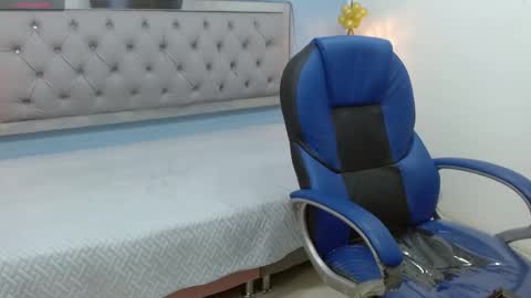 xavii_18_ online show from 02.09.25