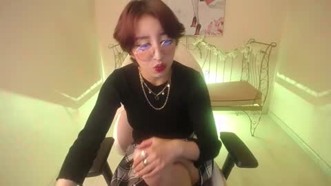 Xayah online show from 01.04.25