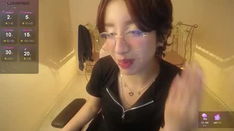 Xayah online show from 01.06.25