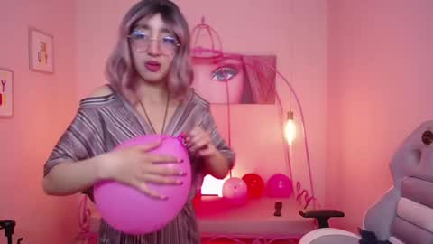 Xayah online show from 02.14.25