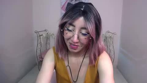 Xayah online show from 02.21.25