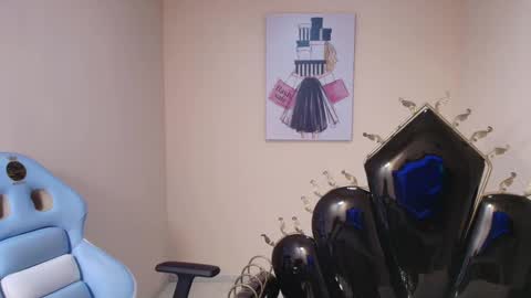 Xayah online show from 02.22.25