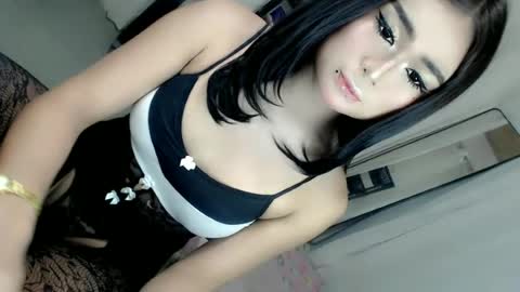 Snapshot of xchinita_kyanggx chatting on 06.28.26 kianna online show from 06.28.26
