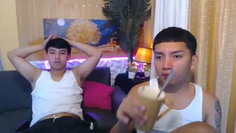 Snapshot of xcigbatecum chatting on 02.05.26 Charlie online show from 02.05.26