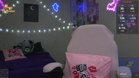 spoil me here  online show from 10.12.25