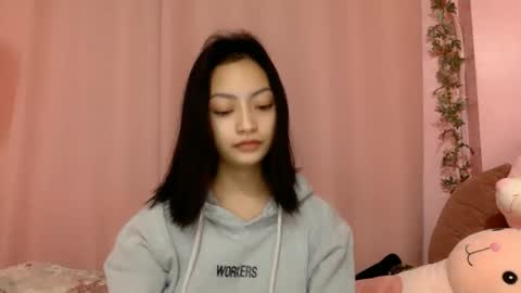 Snapshot of xcxccy19 chatting on 02.09.25 Sachi Cy online show from 02.09.25